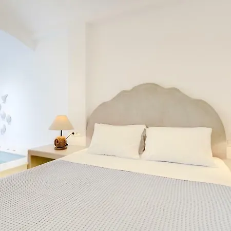 Emerald Collection Hotel Karterados (Santorini)